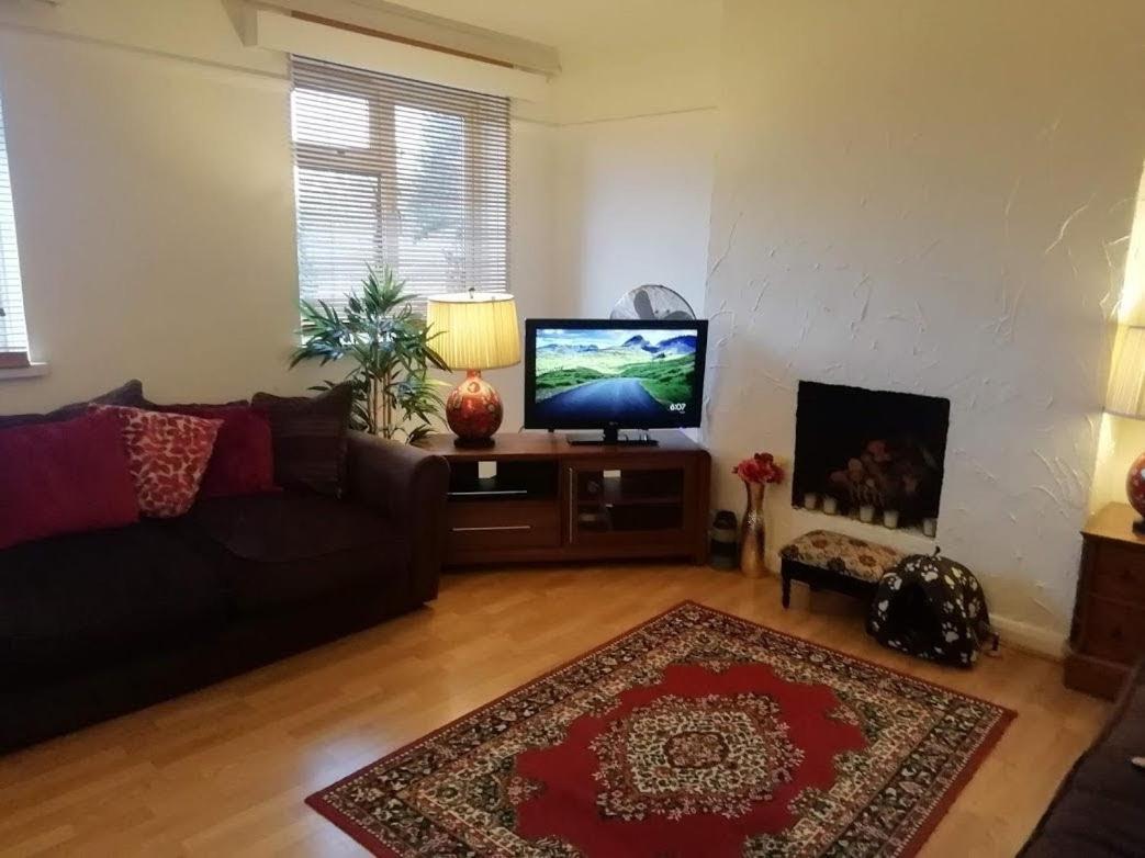 Апартаменти Cozy Loft In Bushey, 20 Mins By Train To Euston London Екстер'єр фото